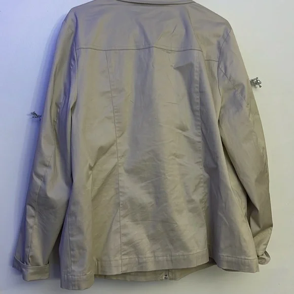 Jacket - Picture 6 of 10